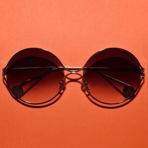 Available in multiple colors. sold separately. Comment/message me for color!